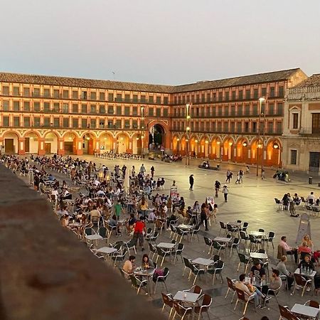 Hostel Plaza Mayor Corredera Kordoba Bagian luar foto