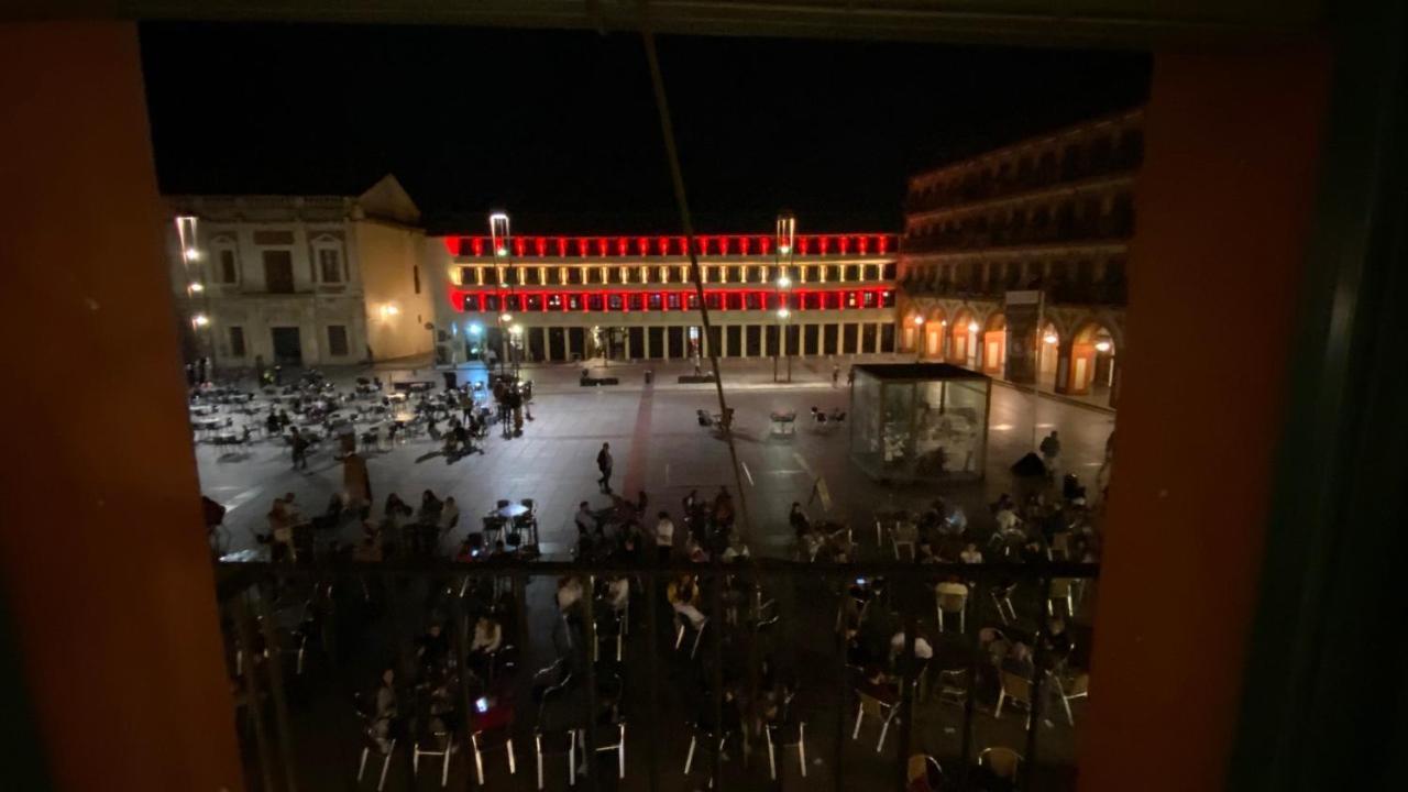 Hostel Plaza Mayor Corredera Kordoba Bagian luar foto