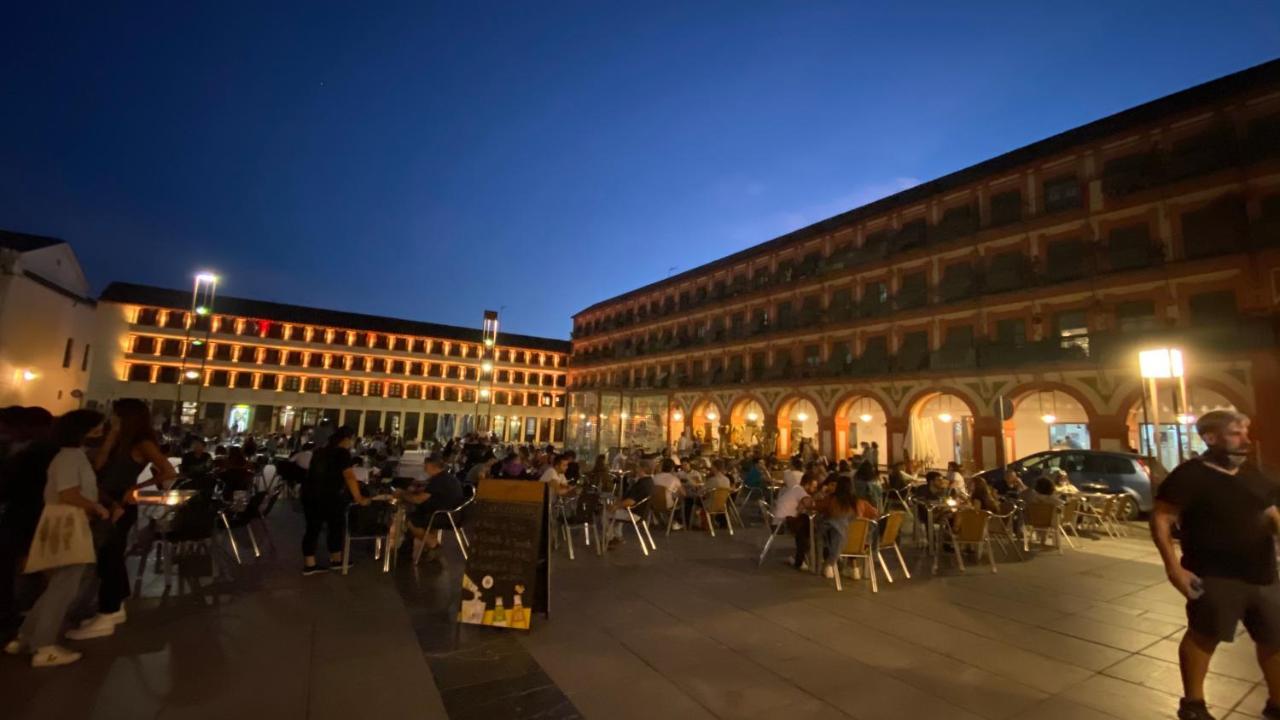 Hostel Plaza Mayor Corredera Kordoba Bagian luar foto