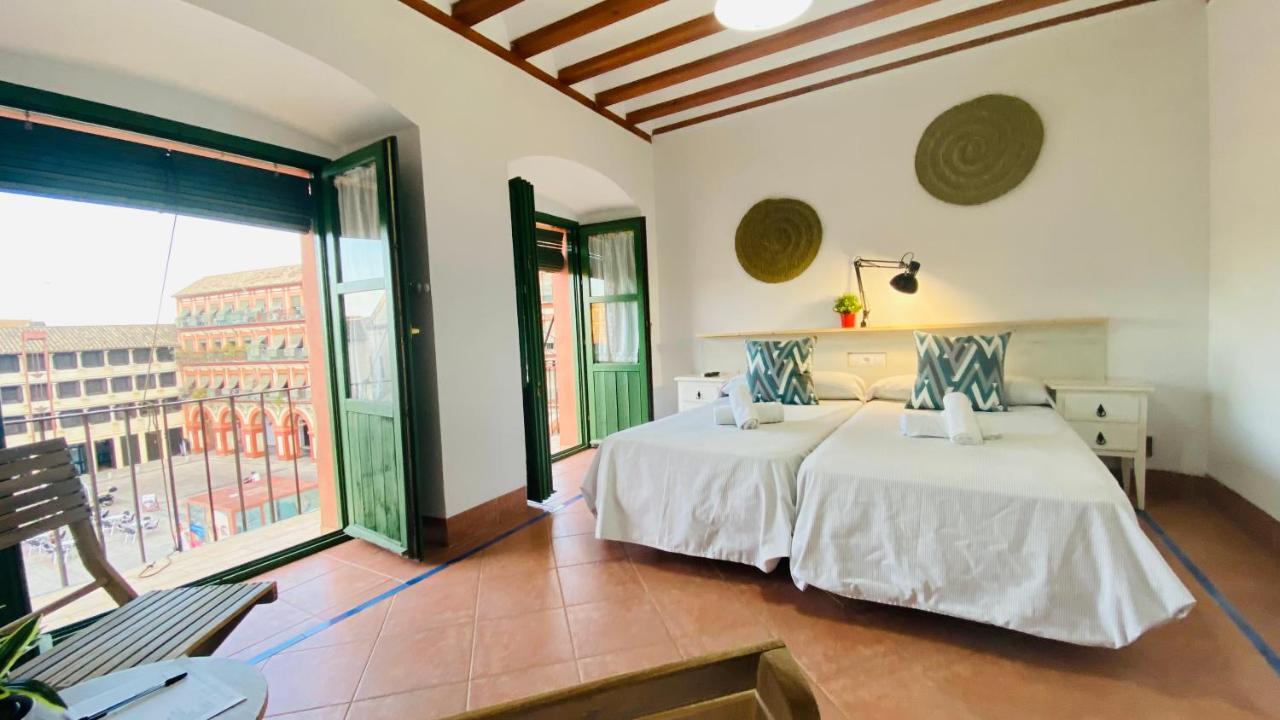 Hostel Plaza Mayor Corredera Kordoba Bagian luar foto