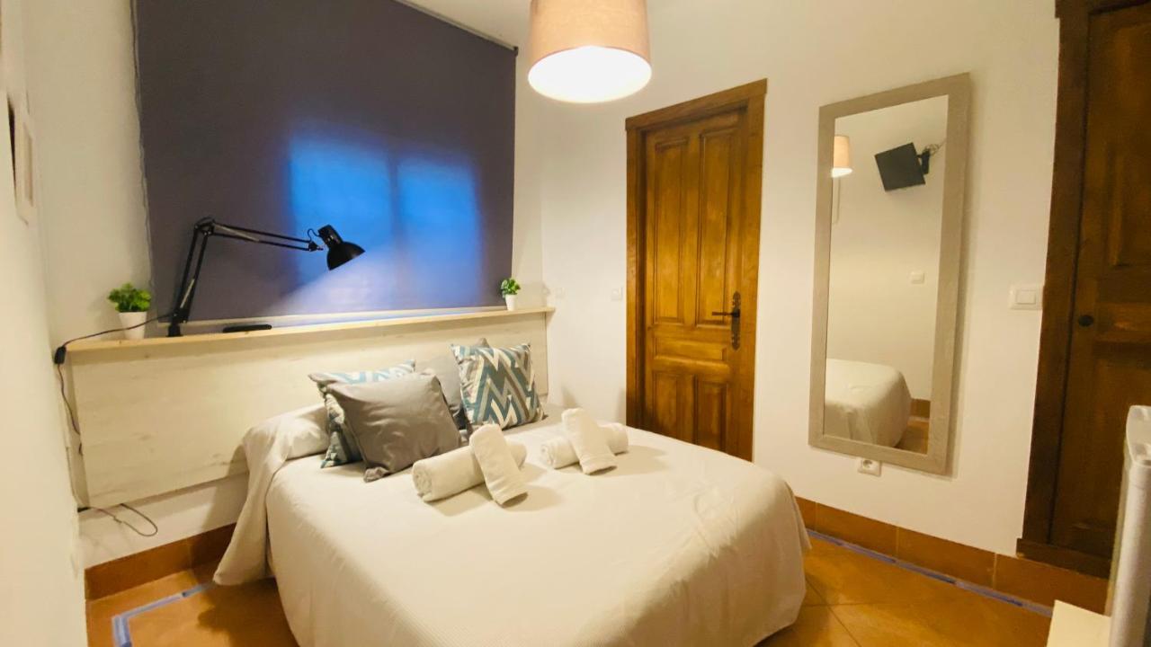 Hostel Plaza Mayor Corredera Kordoba Bagian luar foto