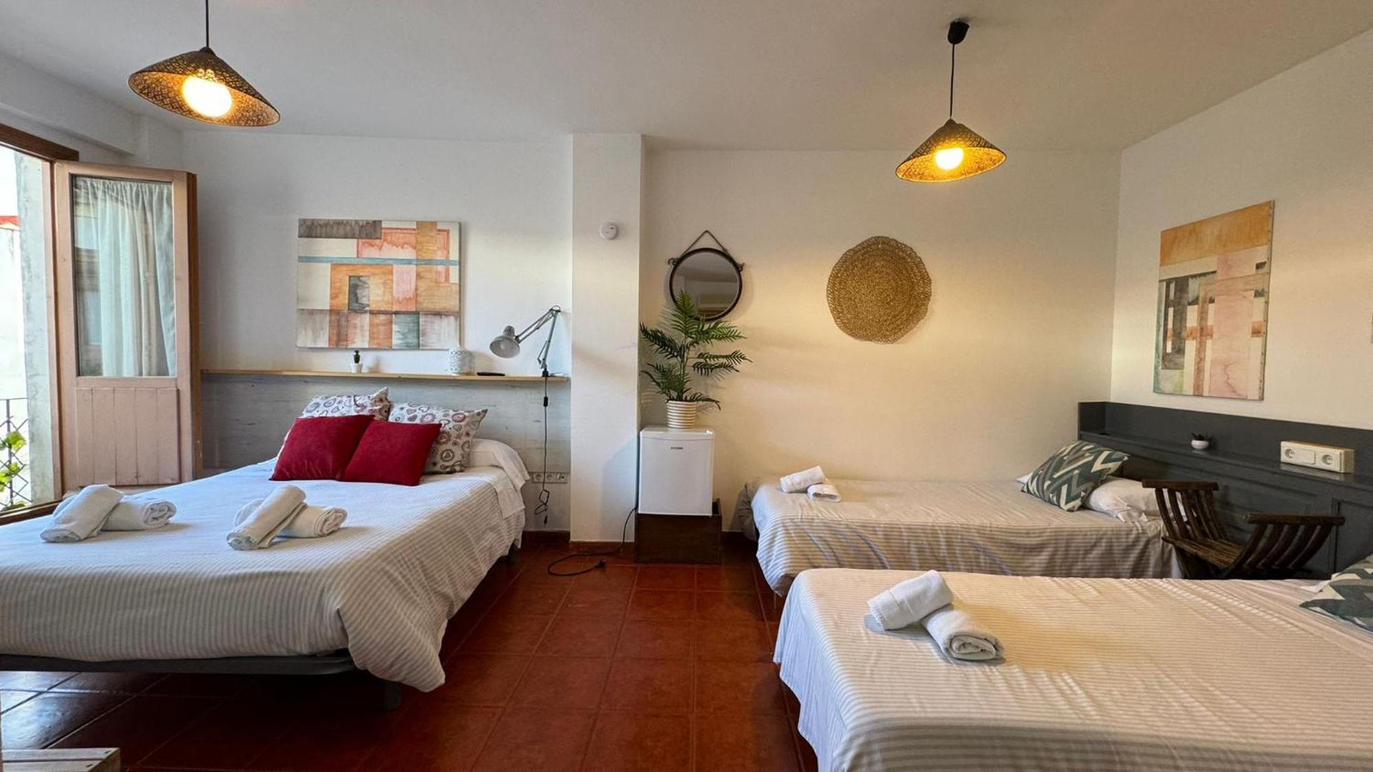 Hostel Plaza Mayor Corredera Kordoba Bagian luar foto